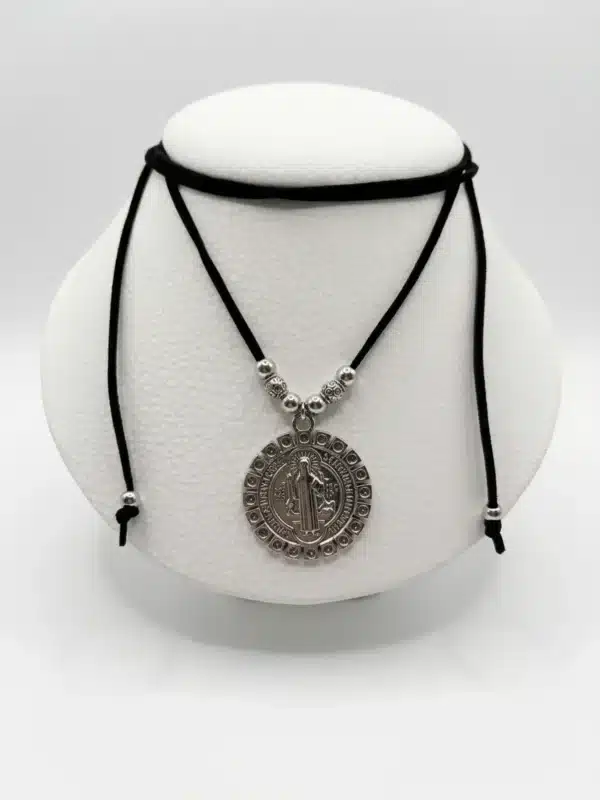 Collar Nito Negro